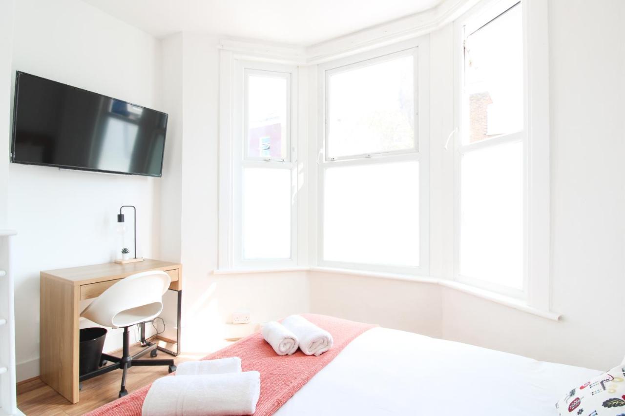 Lovely Studio Flats In Hackney Apartamento Londres Exterior foto