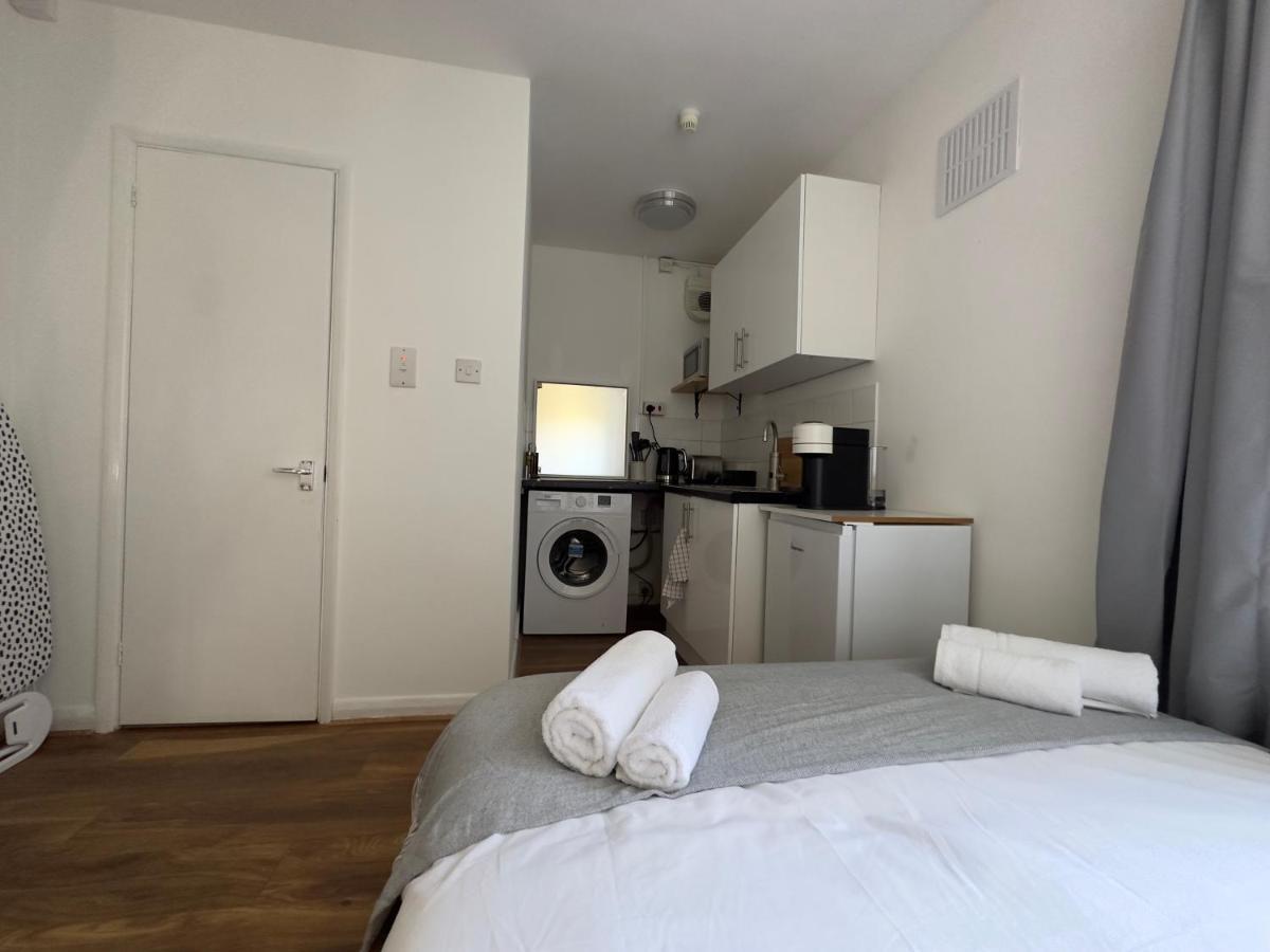 Lovely Studio Flats In Hackney Apartamento Londres Exterior foto